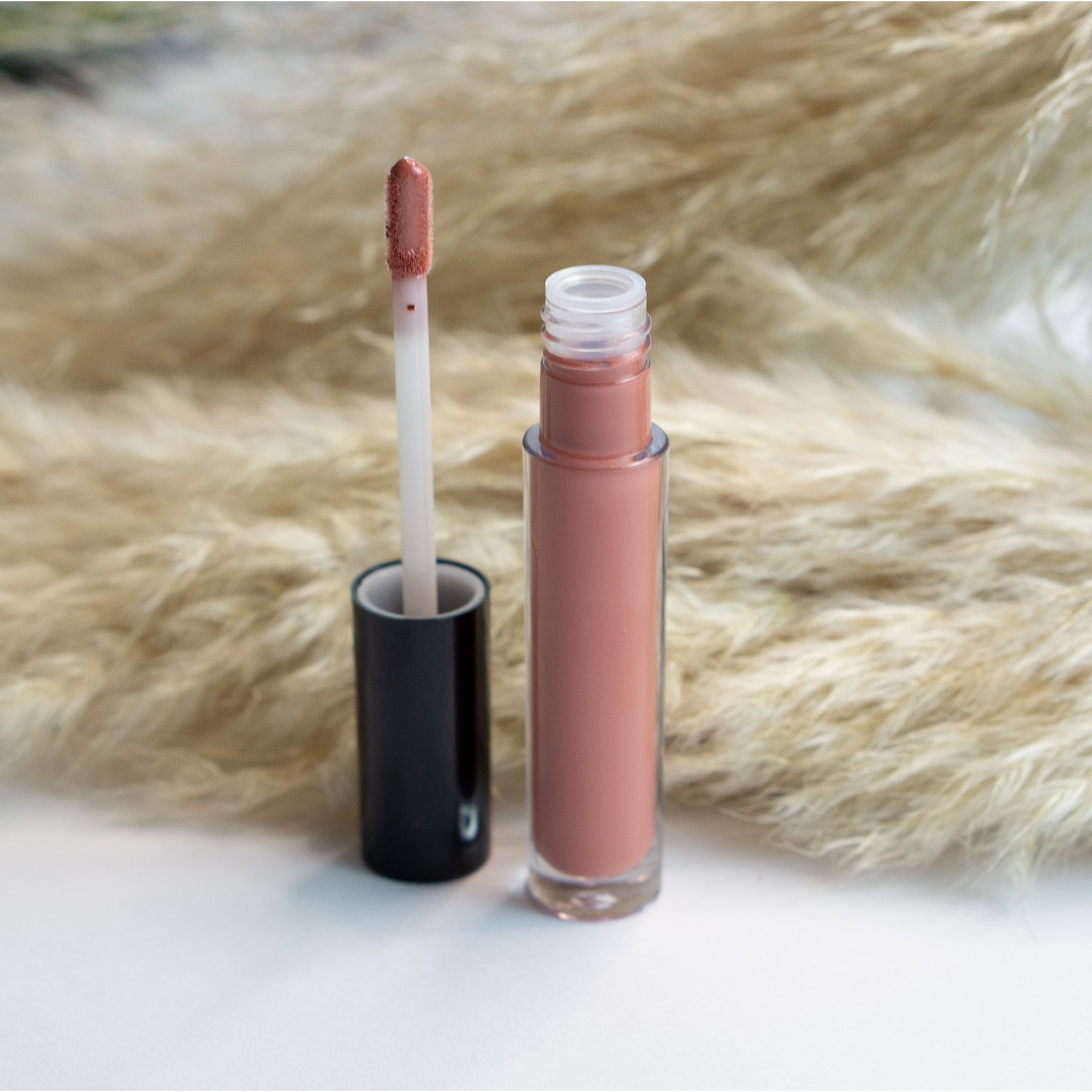Cali Sue Lip Gloss - Sienna